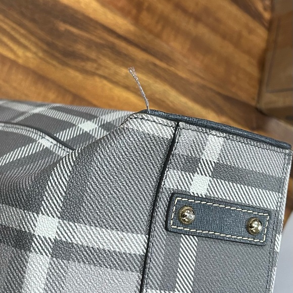 Dooney & Bourke Gray Plaid Shoulder Bag - Picture 4 of 7